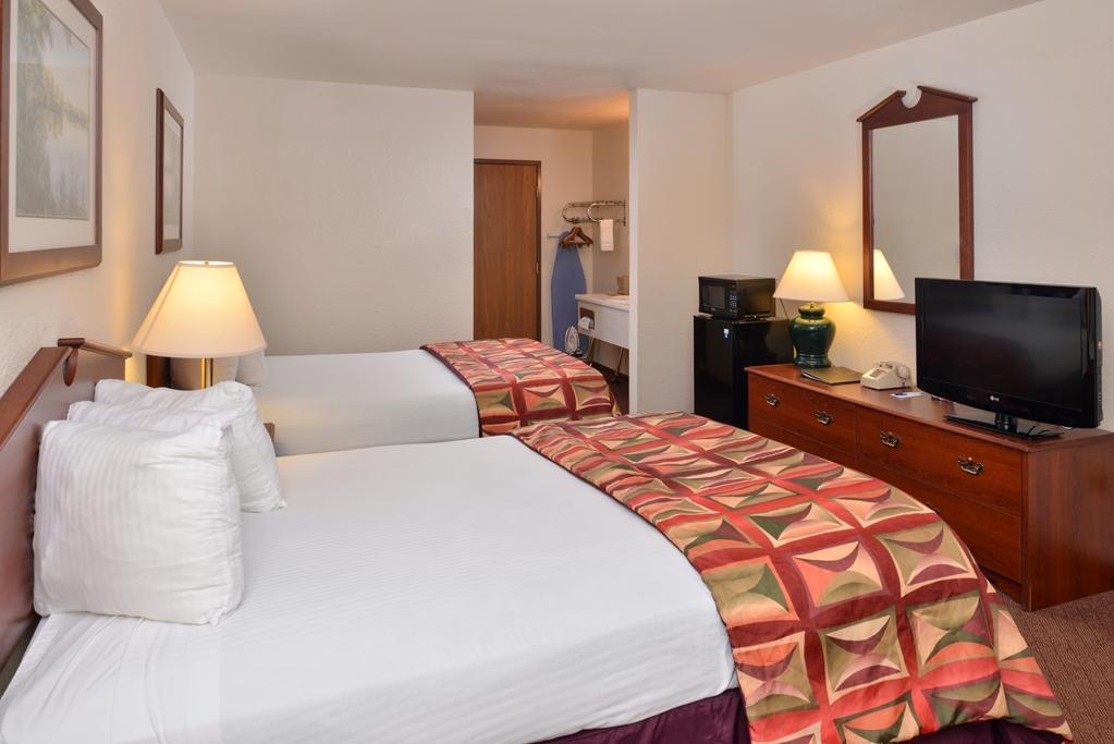 Magnuson Hotel Country Inn Ishpeming Δωμάτιο φωτογραφία