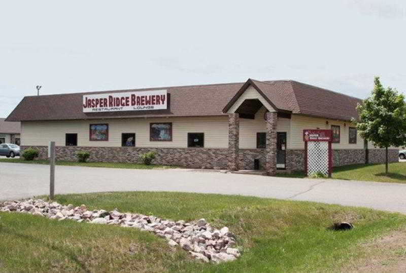 Magnuson Hotel Country Inn Ishpeming Εξωτερικό φωτογραφία