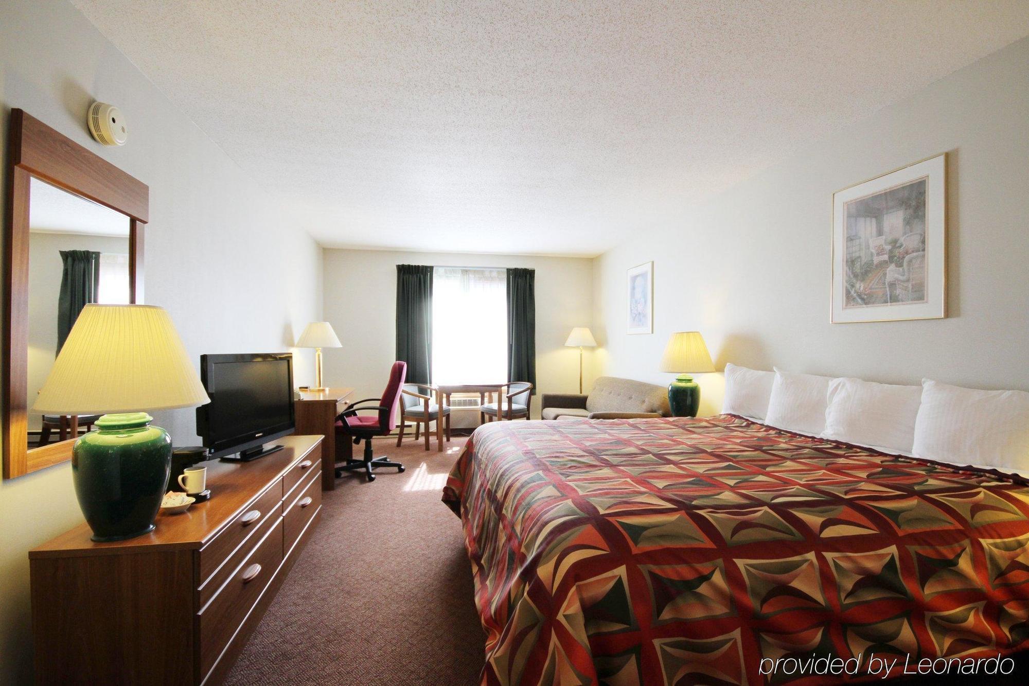 Magnuson Hotel Country Inn Ishpeming Δωμάτιο φωτογραφία